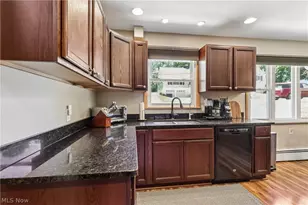 1593 Kingsley Ave, Akron, OH 44313 - Photo 12