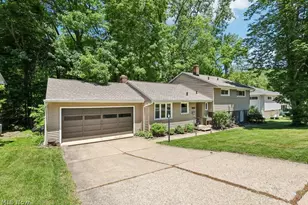 1593 Kingsley Ave, Akron, OH 44313 - Photo 2