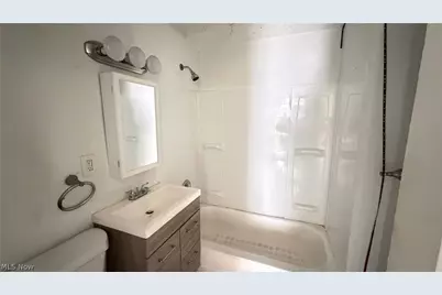 14901 Milverton Road, Loveland, OH 44120 - Photo 14