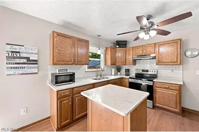 4033 Court Road, Wakeman, OH 44889 - Photo 8