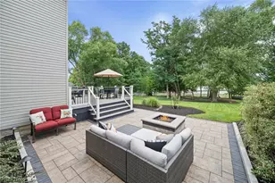 1415 Homestead Creek Dr, Grandview Heights, OH 44147 - Photo 36