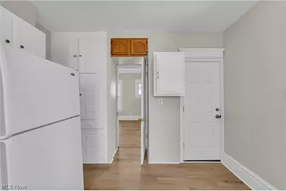 94 Broad Street #1, Akron, OH 44305 - Photo 8