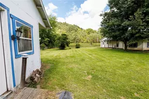 1843 SE Brightwood Rd, New Philadelphia, OH 44663 - Photo 2