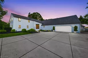 37725 Lakeshore Blvd, Eastlake, OH 44095 - Photo 32