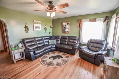 8178 Navarre Road SW, Massillon, OH 44646 - Photo 32