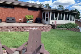 16891 Harding Ave, East Liverpool, OH 43920 - Photo 6