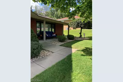 16891 Harding Avenue, East Liverpool, OH 43920 - Photo 2