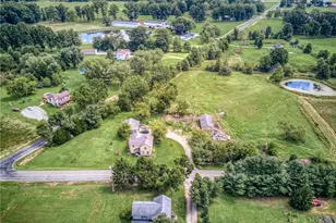 3746 McClintocksburg Rd, Diamond, OH 44412 - Photo 4