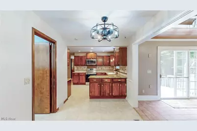 17099 Creighton Drive, Chagrin Falls, OH 44023 - Photo 12
