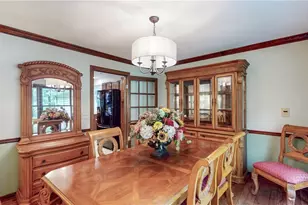 17099 Creighton Dr, Chagrin Falls, OH 44023 - Photo 8