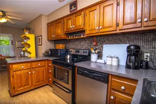 54540 Farr Rd, Bridgeport, OH 43912 - Photo 12
