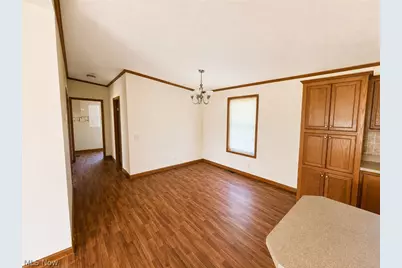 723 W Livingston Avenue, Crestline, OH 44827 - Photo 4
