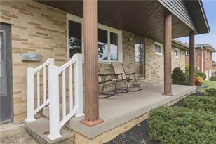 415 28th St NW, Massillon, OH 44647 - Photo 4