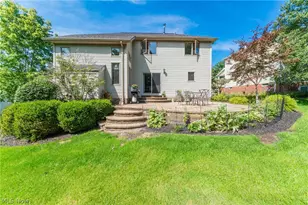 4084 Shelly Dr, Green Hills, OH 44131 - Photo 36