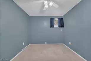 6033 Harrison St, Mentor, OH 44060 - Photo 14