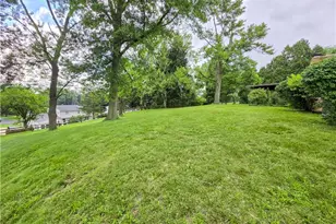 1815 Glenmont Dr NW, Canton, OH 44708 - Photo 22