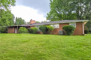 1815 Glenmont Dr NW, Canton, OH 44708 - Photo 2