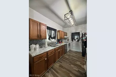 1030 Bradshaw Avenue, East Liverpool, OH 43920 - Photo 12