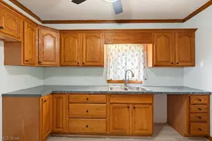 204 N Liberty St, Minerva, OH 44657 - Photo 8