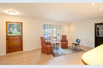1133 3rd Street SW, New Philadelphia, OH 44663 - Photo 4