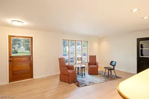 1133 3rd St SW, New Philadelphia, OH 44663 - Photo 4