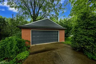 3021 Fulton Dr NW, Canton, OH 44718 - Photo 6