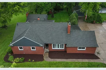 3021 Fulton Drive NW, Canton, OH 44718 - Photo 2