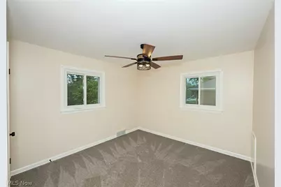 3021 Fulton Drive NW, Canton, OH 44718 - Photo 30