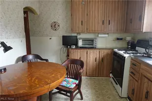 56505 Boyd Ave, Bridgeport, OH 43912 - Photo 6