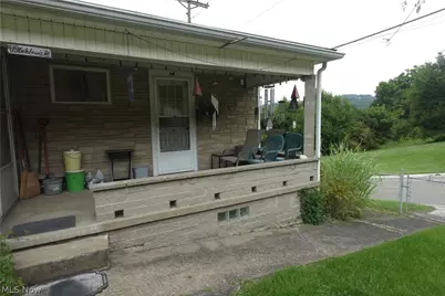 56505 Boyd Avenue, Bridgeport, OH 43912 - Photo 2