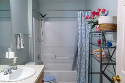 8858 Jordan Court, North Ridgeville, OH 44039 - Photo 18