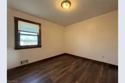 9405 Bancroft Avenue #UP, Loveland, OH 44105 - Photo 12