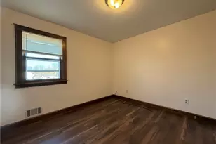 9405 Bancroft Ave, Loveland, OH 44105 - Photo 12