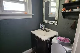 932 Hardesty Blvd, Akron, OH 44320 - Photo 14