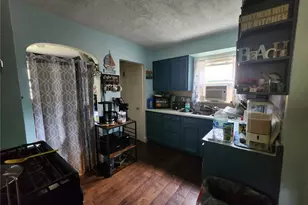 932 Hardesty Blvd, Akron, OH 44320 - Photo 8