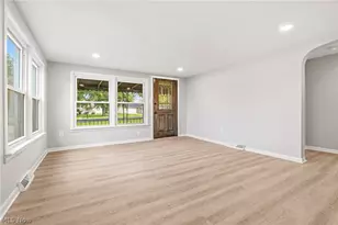 5502 Linn Rd, Amherst, OH 44001 - Photo 14