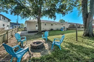 1207 Clinton Ave SE, North Canton, OH 44720 - Photo 36