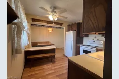 1124 NW Valley Drive NW, North Canton, OH 44720 - Photo 6