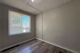 8208 Denison Ave, Loveland, OH 44102 - Photo 12