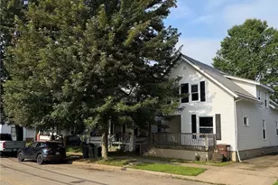 140 4th St NE, New Philadelphia, OH 44663 - Photo 2