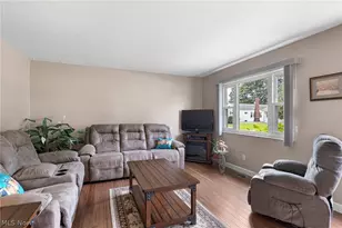 1019 Elmwood Dr, Willoughby, OH 44094 - Photo 4