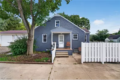 508 Locust Street S, Canal Fulton, OH 44614 - Photo 4