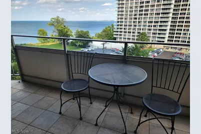 12900 Lake Avenue #707, Oakwood, OH 44107 - Photo 6