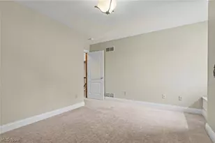 5671 Brownstone Cir NW, Canton, OH 44718 - Photo 32