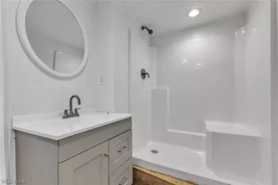 7426 Youngstown Pittsburg Road, Poland, OH 44514 - Photo 18