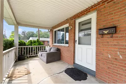 2337 38th Street NW, Canton, OH 44709 - Photo 2