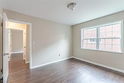 3271 Warrensville Center Road #8B, Huber Heights, OH 44122 - Photo 16
