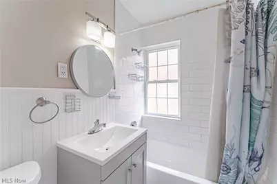 3271 Warrensville Center Road #8B, Huber Heights, OH 44122 - Photo 14