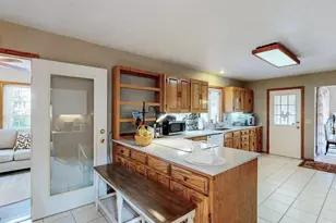 1067 Mohawk Trail SW, Hartville, OH 44632 - Photo 12