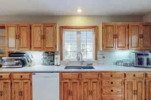 1067 Mohawk Trail SW, Hartville, OH 44632 - Photo 14
